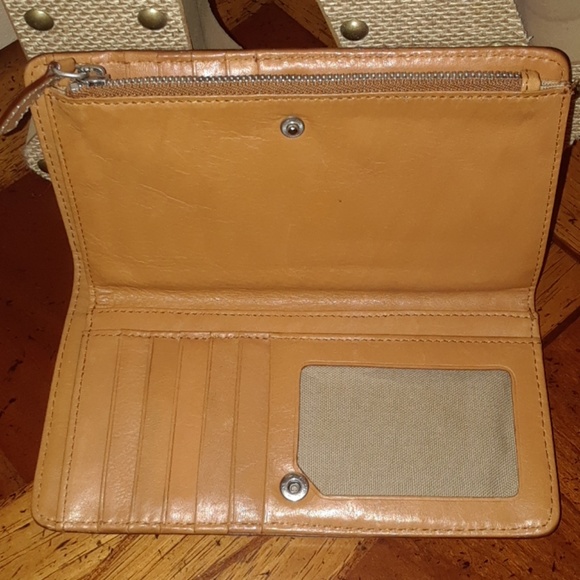 Michael Kors Leather Wallet - Picture 3 of 8